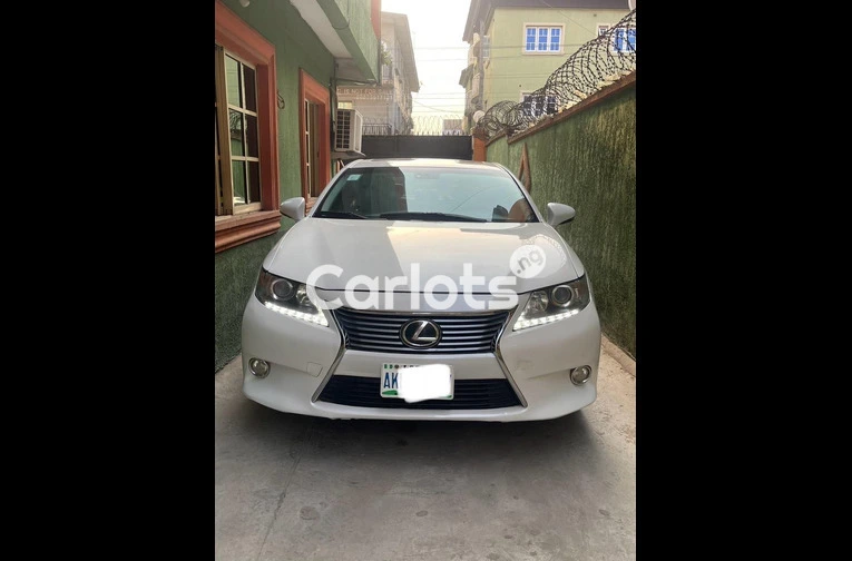 BELGIUM GRADE 2015 LEXUS ES350 FULL OPTION - 1/6