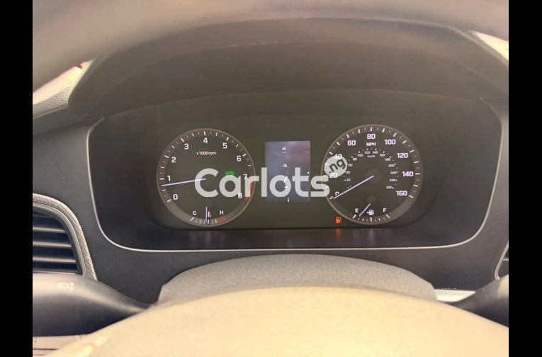 HYUNDAI SONATA 2015 - 5/7