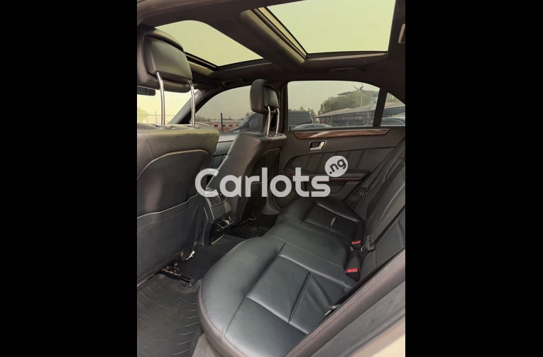 2012 MERCEDES BENZ E350 - 4/6