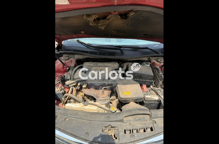 2013 TOYOTA CAMRY WITH A CLEAR DUTY - 4/7