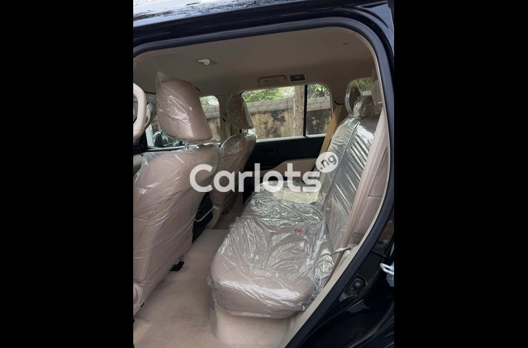 2025 TOYOTA LAND CRUISER GXR | BRAND NEW - 5/7