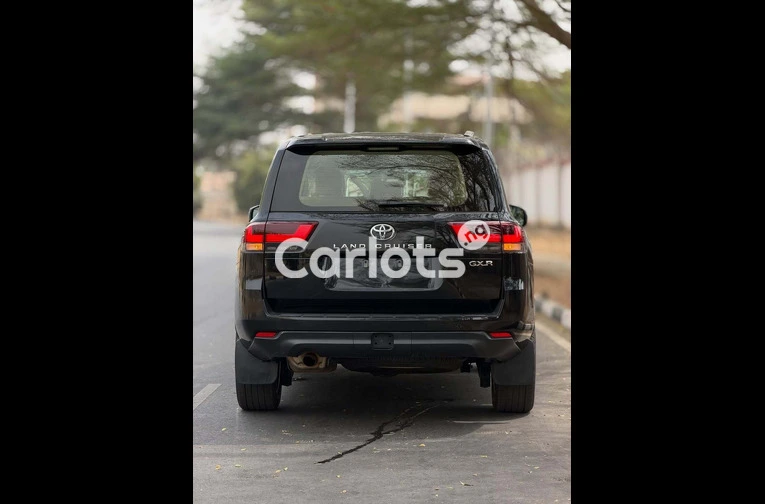 2025 TOYOTA LAND CRUISER GXR | BRAND NEW - 7/7