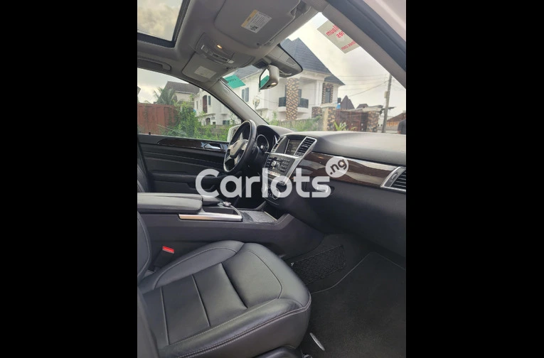 Mercedes Benz ML350 2015 Full Option - 3/4