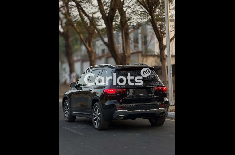 2022 Mercedes-Benz GLB 250 - 6/7