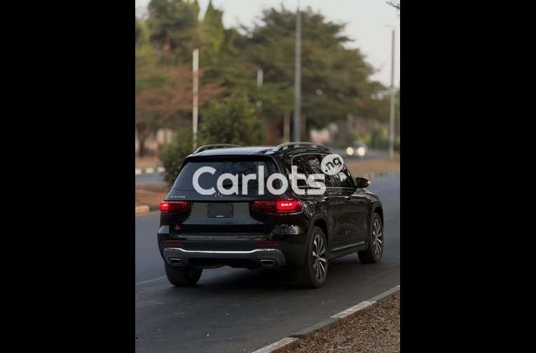 2022 Mercedes-Benz GLB 250 - 7/7