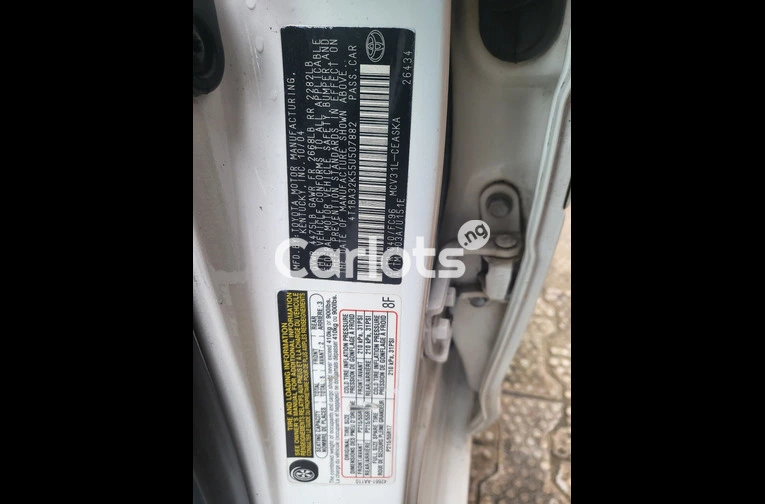 2006 Toyota Camry SE  ( Nigerian used) - 4/4