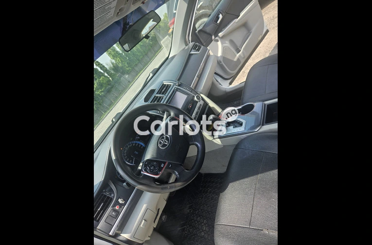 2013 Toyota Camry LE 4dr Sedan (2.5L 4cyl 6A) White - 6/7