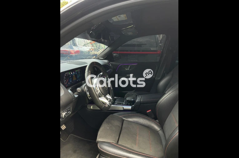 2021 Mercedes Benz GLB 35 AMG - 4/7