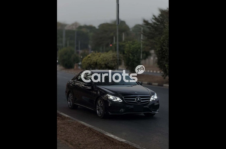 2013 Mercedes Benz E350 - 2/7