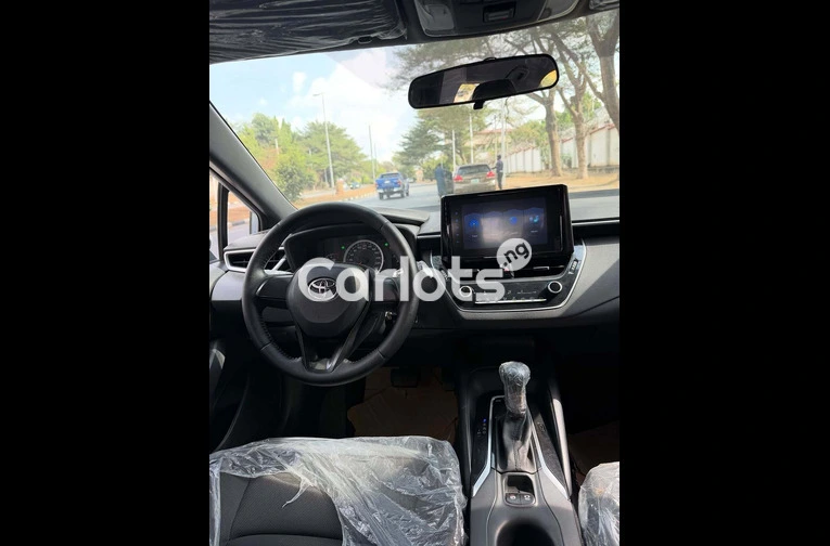 2021 Toyota Corolla LE - 3/7