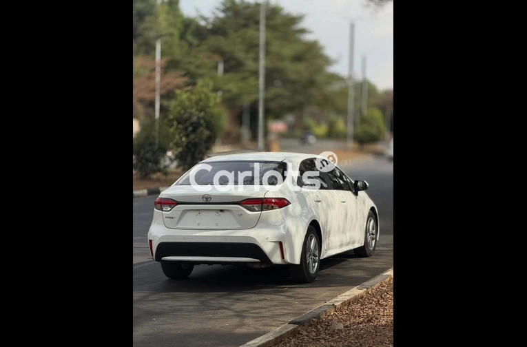 2021 Toyota Corolla LE - 7/7