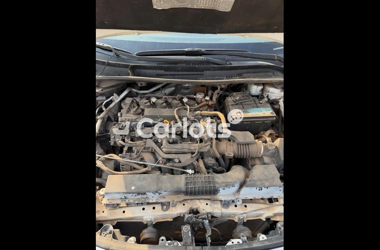 2020 TOYOTA COROLLA S E - 4/7