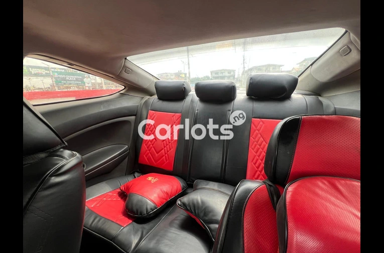 Honda Accord Coupe 2010 - 6/6