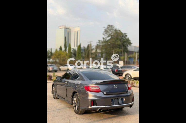 2015 Honda Accord Coupe model V6 with Duty - 4/7