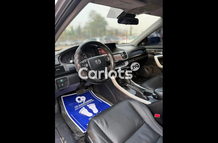 2015 Honda Accord Coupe model V6 with Duty - 7/7