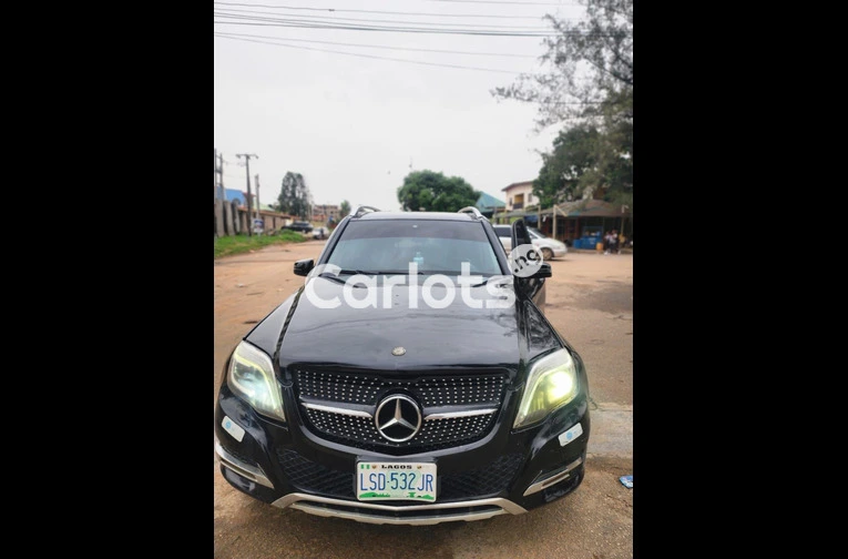 CLEAN REGISTERED 2011 MERCEDES BENZ GLK350 4MATIC