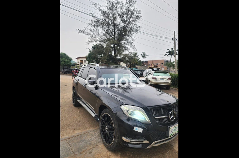 CLEAN REGISTERED 2011 MERCEDES BENZ GLK350 4MATIC - 5/7