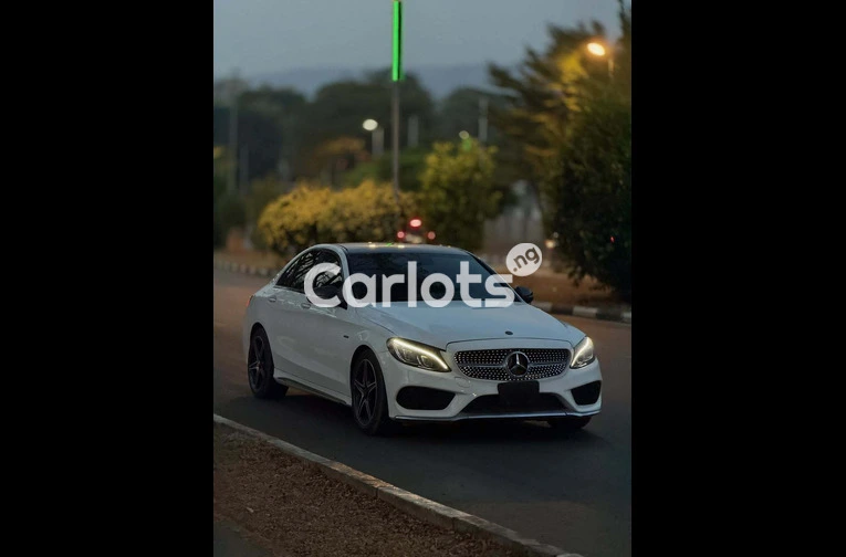 2016 Mercedes-Benz C450 AMG - 2/7