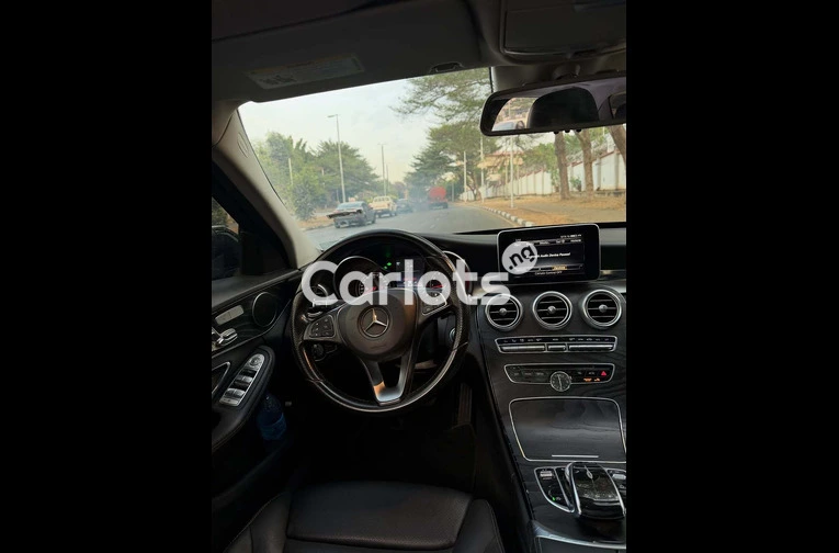 2016 Mercedes-Benz C300 - 3/7