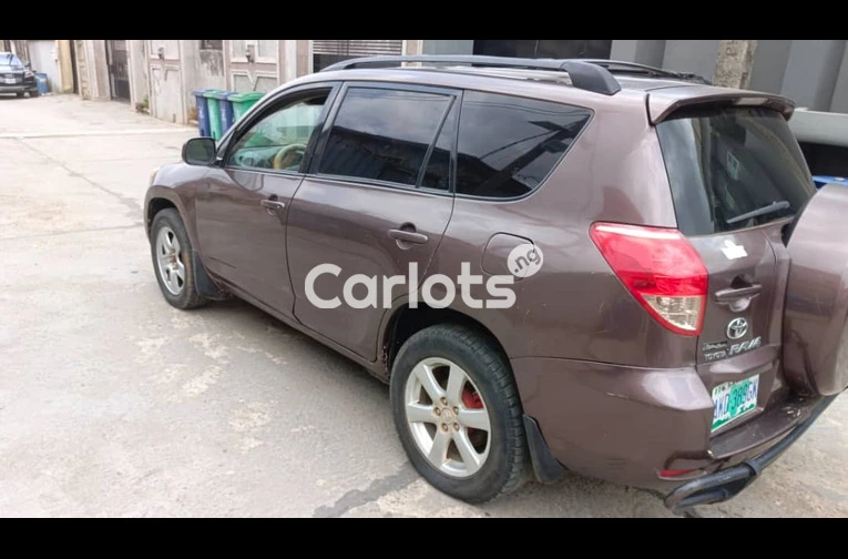 Toyota RAV4 2007 V6 Limited, Brown - 3/7