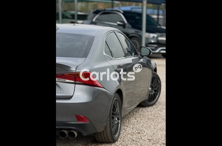 Foreign Used 2018  LEXUS IS300 AWD - 5/6