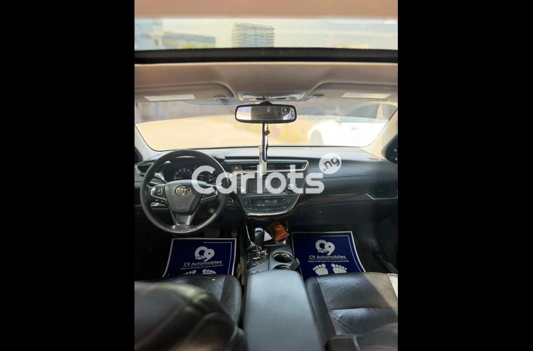 Belgium Standard Toyota Avalon 2015 XLE with Duty - 5/7