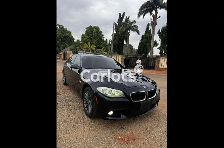 2012 BMW 5 SERIES 528i F10