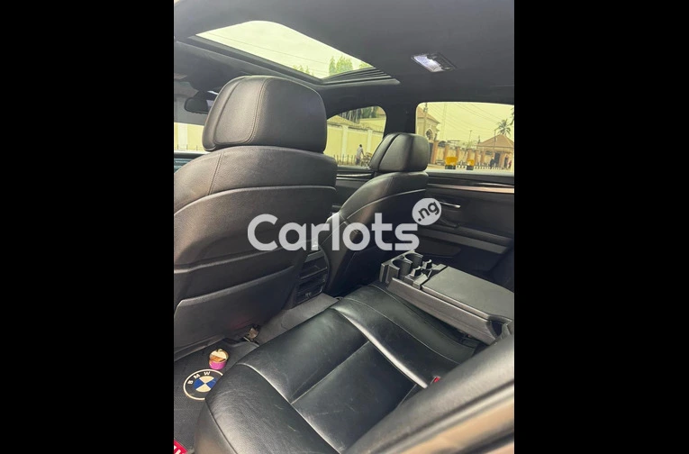 2012 BMW 5 SERIES 528i F10 - 5/7