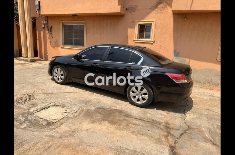 Honda Accord 2008 - 4/7