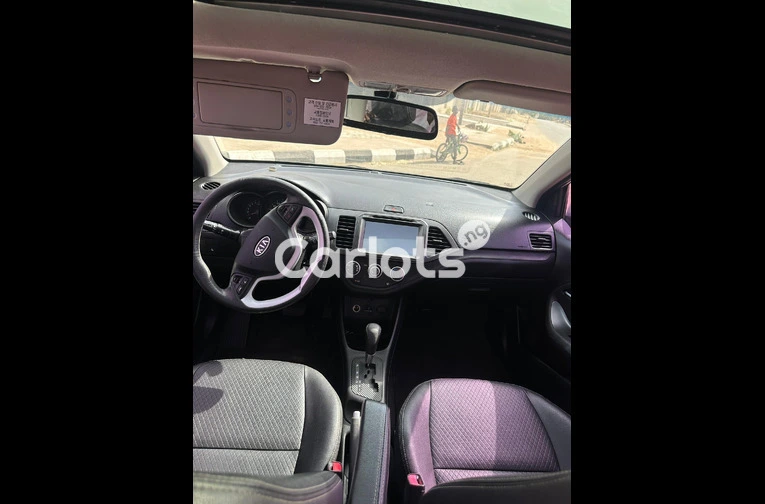 KIA MORNING 2012 - 3/6