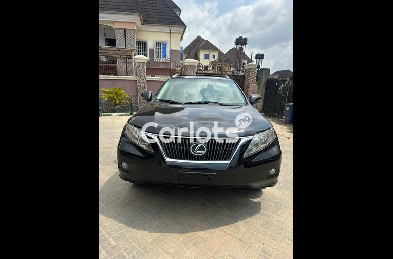 Lexus RX350 2010 Full Option - 3/7