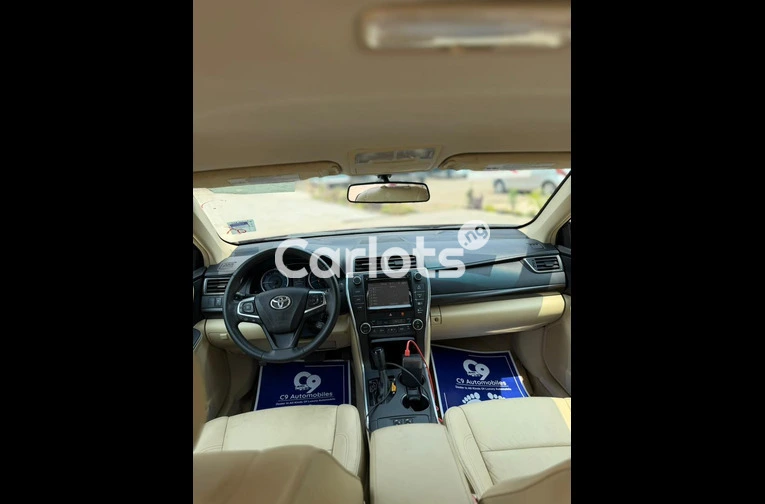 Foreign used Toyota Camry XLE 2015 model - 5/6
