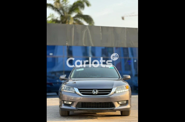 Foreign used Honda Accord 2015 V6 full option - 1/7