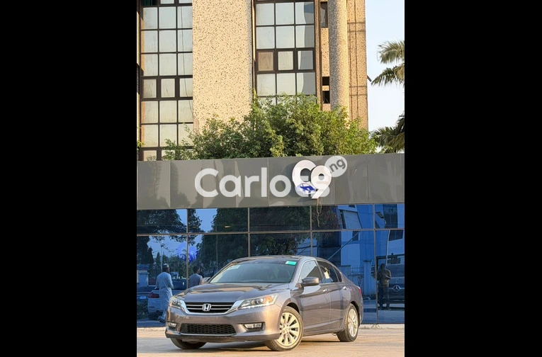 Foreign used Honda Accord 2015 V6 full option - 7/7