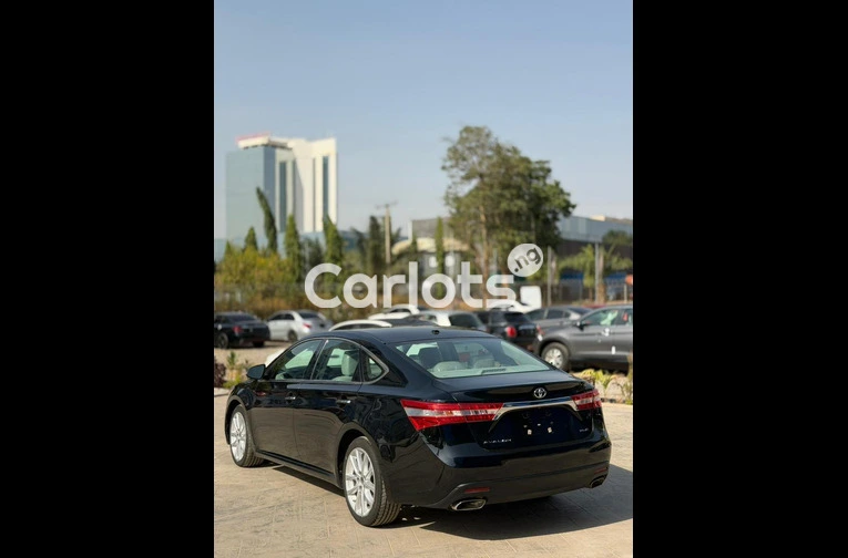 Foreign used 2014 Toyota Avalon XLE model - 3/7