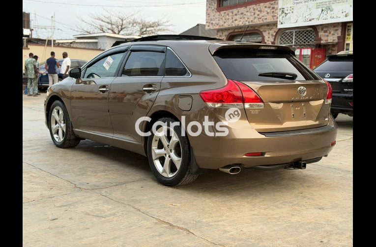 Toyota Venza 2010 Fullest Option - 6/7