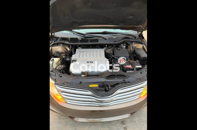 Toyota Venza 2010 Fullest Option - 7/7