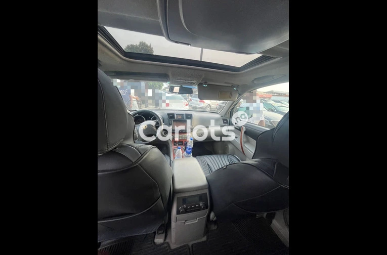 TOKS STANDARD 2010 TOYOTA HIGHLANDER LIMITED - 2/7