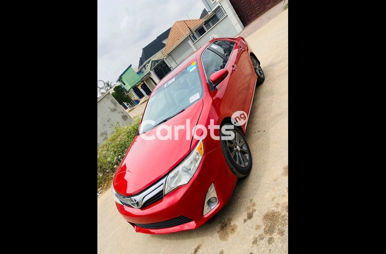 Sharp Toyota Camry  XLE 2014 - 7/7