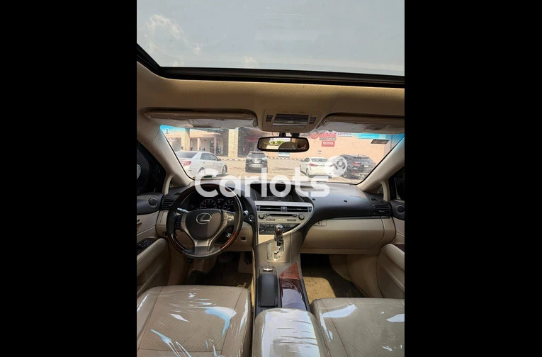 Lexus RX350 2015 Full Option - 2/7