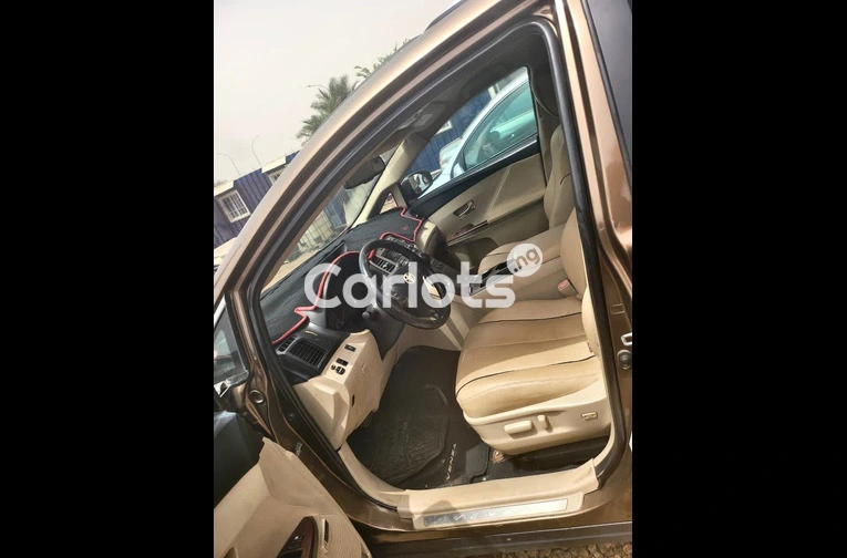 2012 KEYLESS TOYOTA VENZA - 2/4