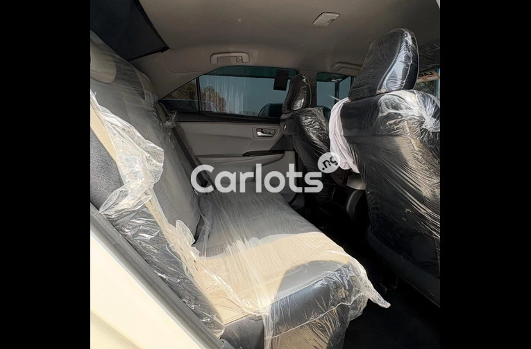 EXTREMELY CLEAN FOREIGN USED 2016 TOYOTA CAMRY WITH ORIGINAL CUSTOM DUTY - 5/7