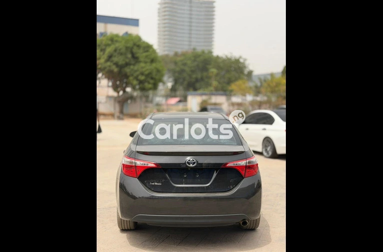 Foreign used Toyota Corolla Sport 2014 model