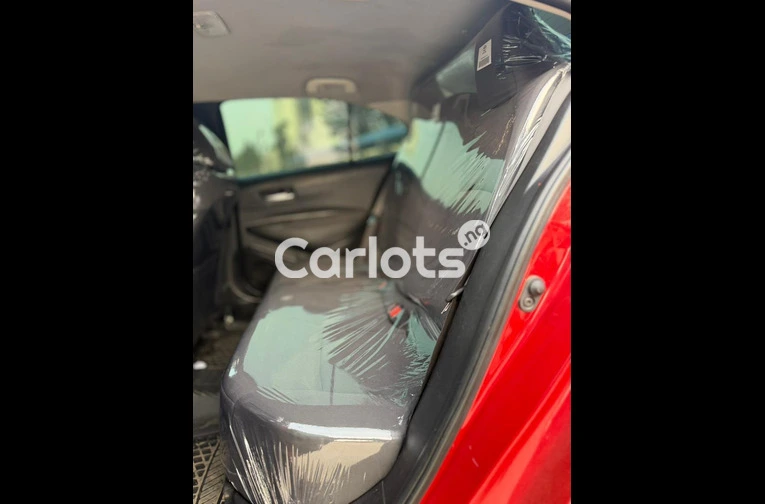 Foreign used Toyota Corolla 2020 model - 4/7