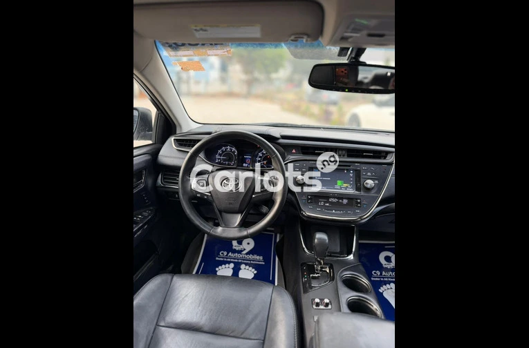 Foreign used Toyota Avalon 2016 model full option - 2/6