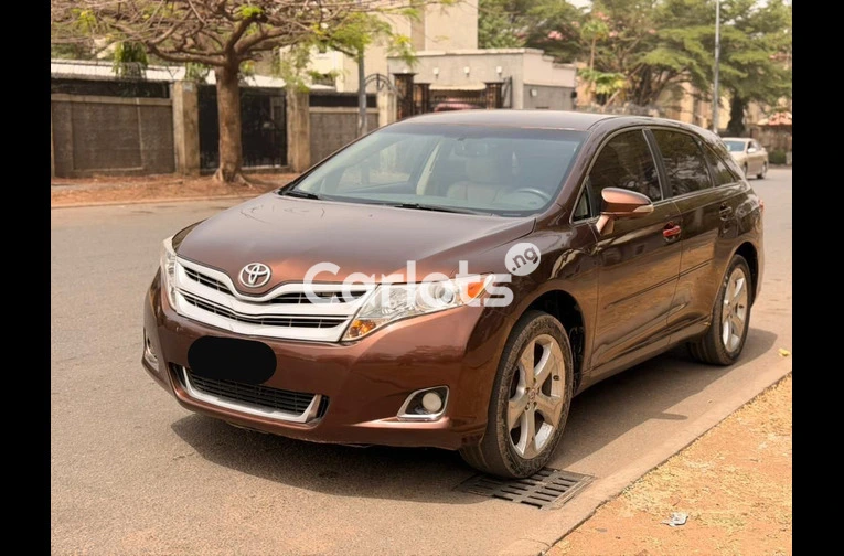 2013 TOYOTA VENZA - 2/7
