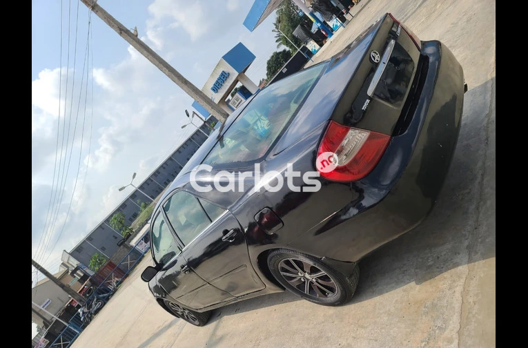 CLEAN REGISTERED 2004 TOYOTA CAMRY - 6/7