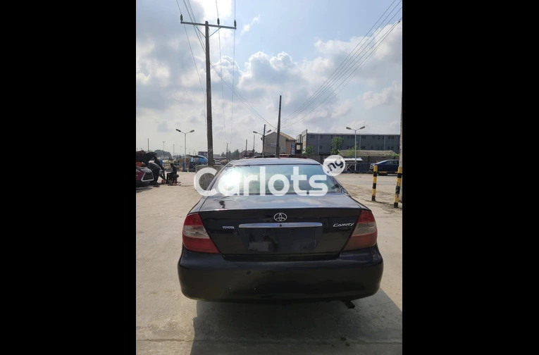 CLEAN REGISTERED 2004 TOYOTA CAMRY - 7/7