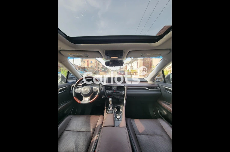 Lexus RX350 2017 Fullest Option - 3/7