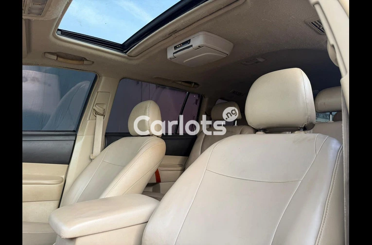 2011 KEYLESS TOYOTA HIGHLANDER - 5/7